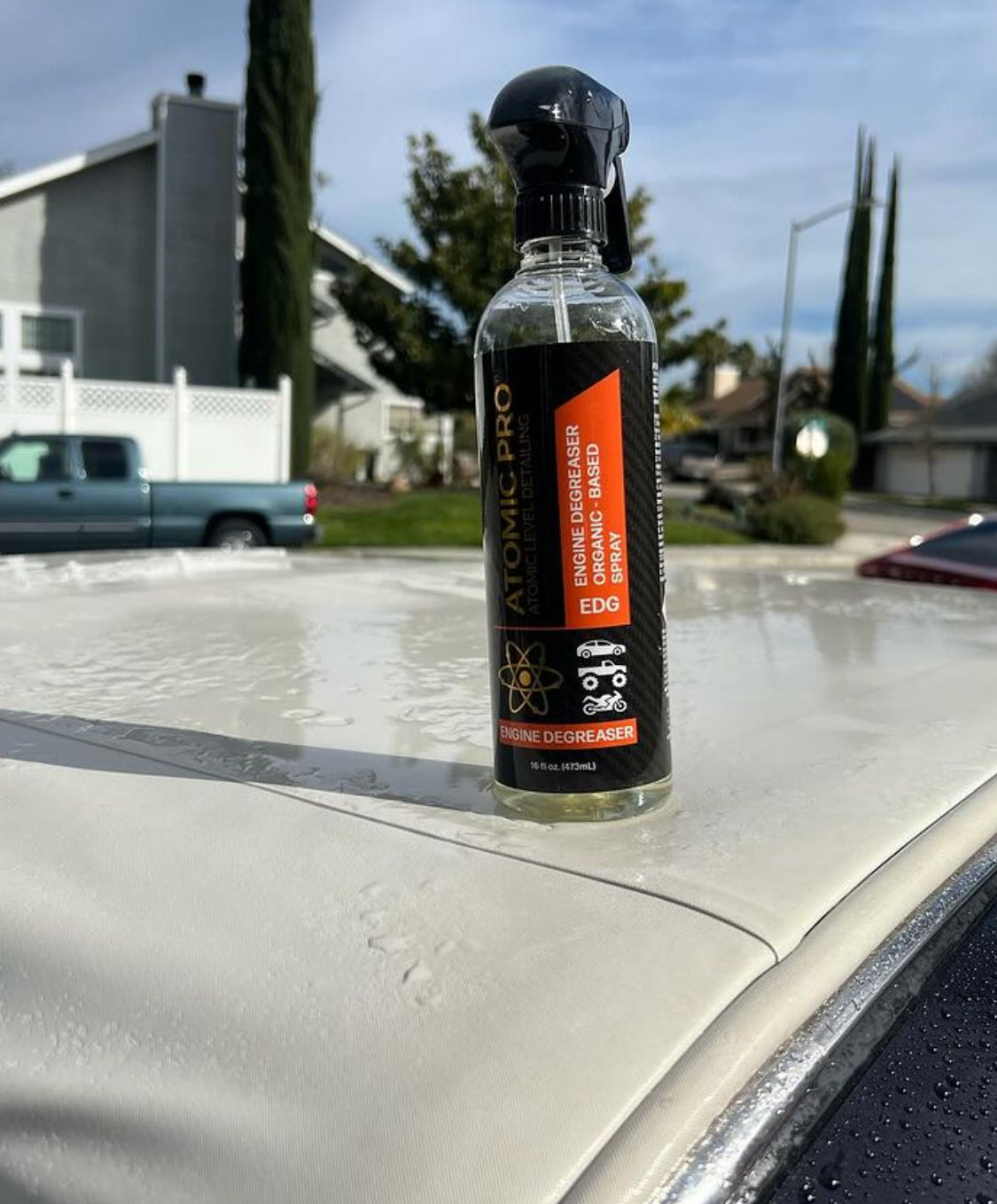 ATOMIC PRO EGE Degreaser can be diluted for almost all surfaces